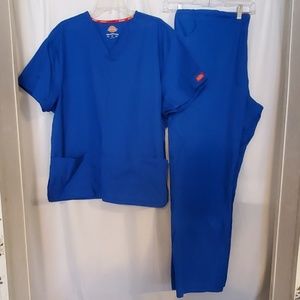 2XL Scrub Set
